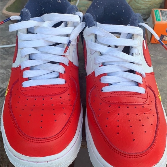 Nike shoes - Picture 8 of 13